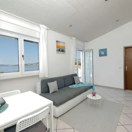 Lovric Lejlighed Trogir