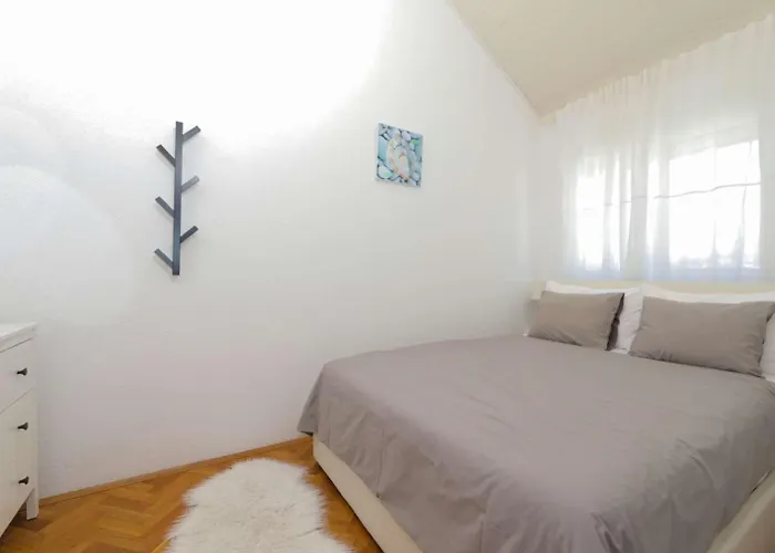 Apartman Lovric