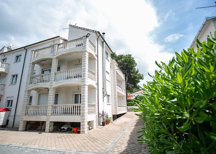 Lovric Apartmán *