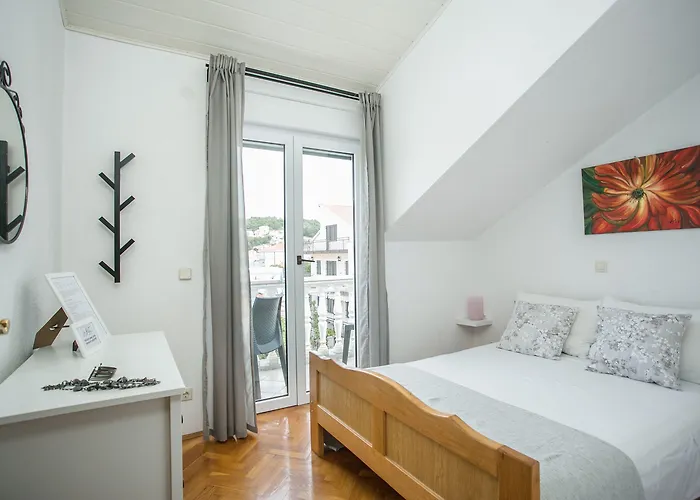 Lovric Apartmán *