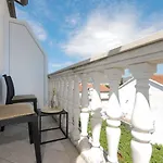 Lovric شقة