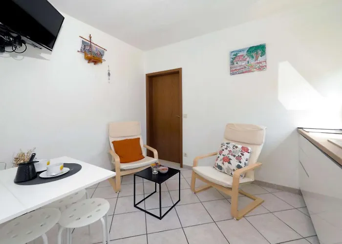 Lovric * トロギール